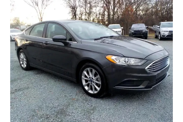 $8419 : 2017 Fusion SE image 7