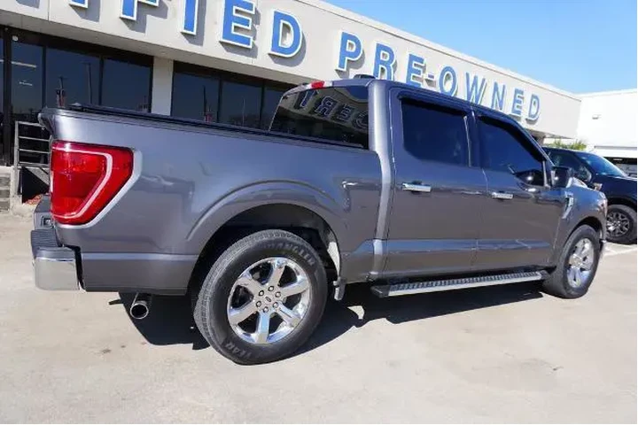$32288 : Ford F-150 2023 4x2 XLT 4dr image 6