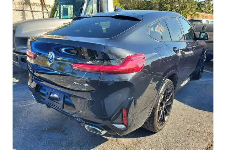 $32990 : BMW X4 2023 AWD xDrive30i 4d image 3