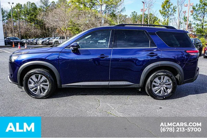 $28420 : Nissan Pathfinder 2025 SV 4d image 6