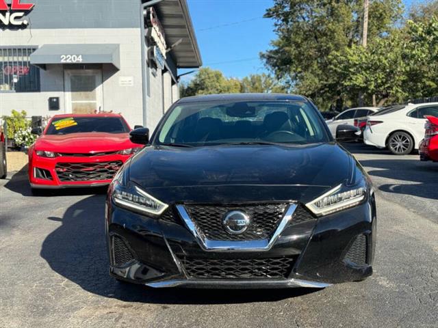 $18495 : 2020 Maxima 3.5 SV image 3