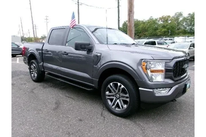 $35996 : Ford F-150 2022 4x4 XL 4dr S image 2