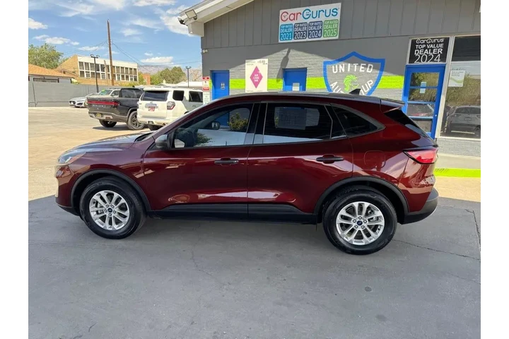 2021 Escape S AWD image 8