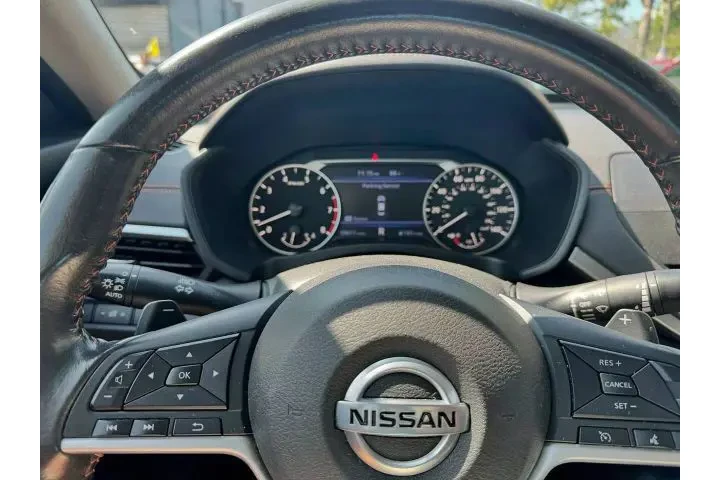 2022 NISSAN ALTIMA2022 NISSAN image 8
