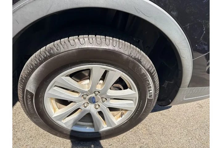 $18995 : Ford Explorer 2019 AWD XLT 4 image 3