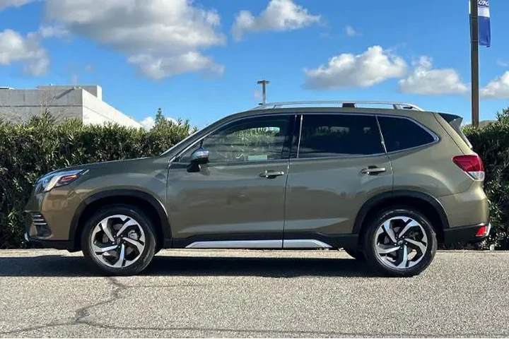 $31776 : Subaru Forester 2024 AWD Tou image 6