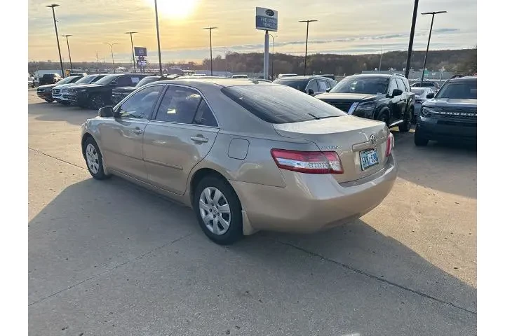 $11995 : Toyota Camry 2010 Base 4dr S image 5