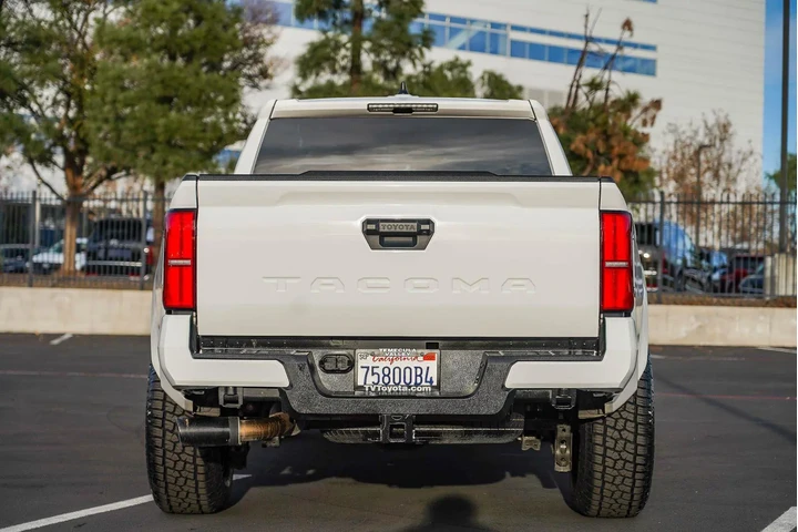 $36478 : Toyota Tacoma 2024 4x2 TRD S image 8