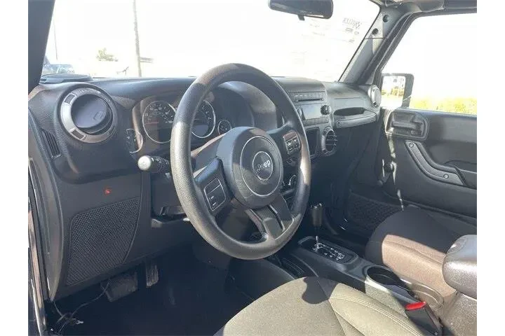 $21453 : Jeep Wrangler Unlimited 2017 image 10