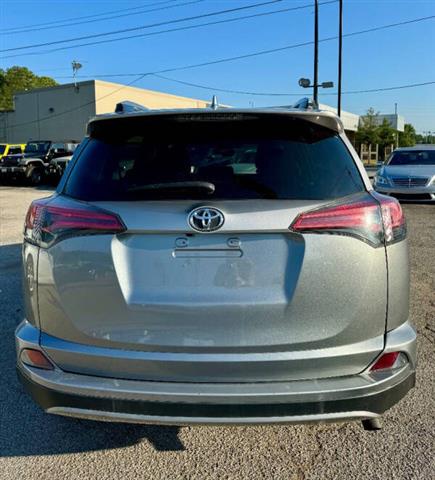 $11900 : 2017 RAV4 XLE image 8