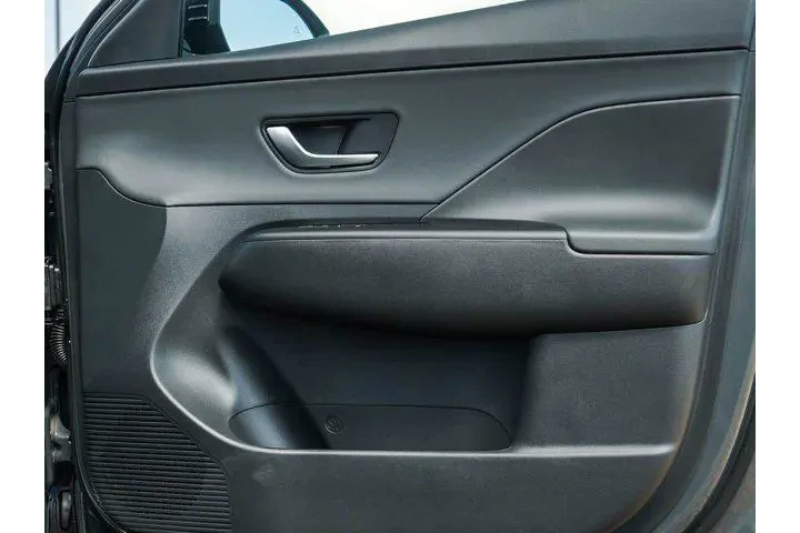 $28250 : Hyundai KONA 2026 AWD SEL Pr image 8