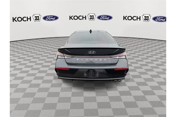 $24999 : Hyundai ELANTRA 2024 N Line image 6