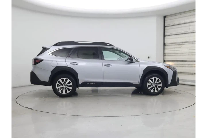 $27998 : Subaru Outback 2023 AWD Prem image 7