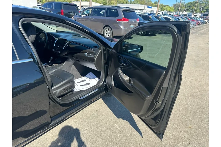 2016 Malibu 4dr Sdn LT w/1LT image 8