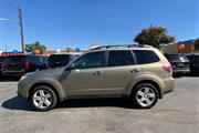 $7988 : 2009 Forester 2.5 X Premium, thumbnail