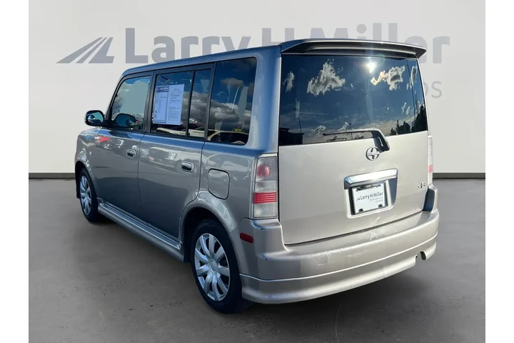$6000 : Scion xB 2005 4dr Wagon image 3
