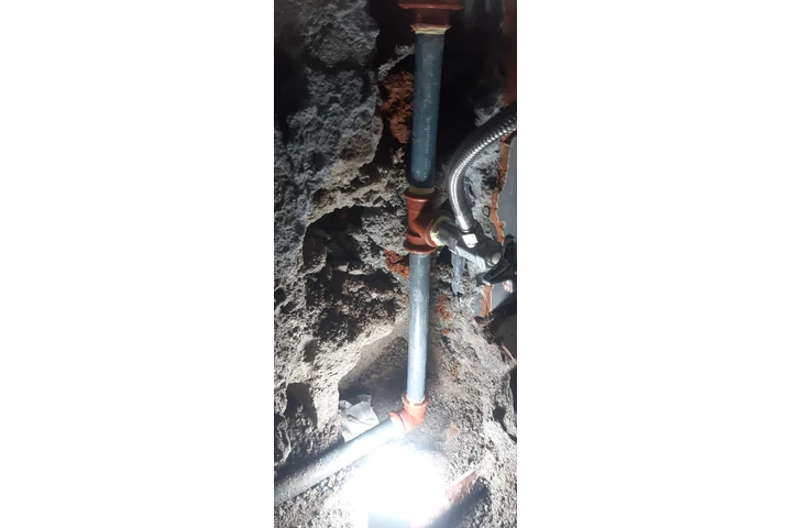 A domicilio plomero económico image 3