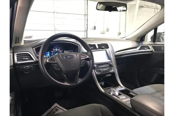 $18989 : Ford Fusion 2018 SE 4dr Seda image 5