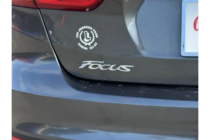$9998 : Ford Focus 2018 SE 4dr Sedan image 8