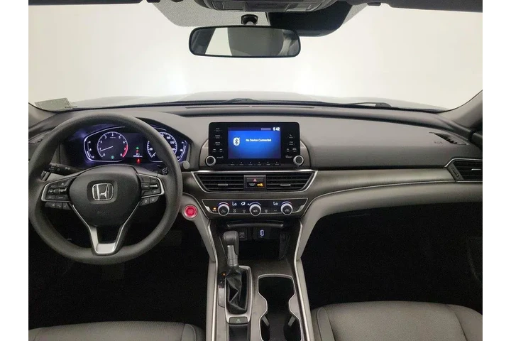 $21998 : Honda Accord 2020 LX 4dr Sed image 9
