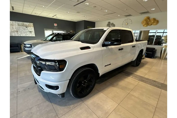 $39548 : Ram 1500 2023 4x4 Big Horn 4 image 7