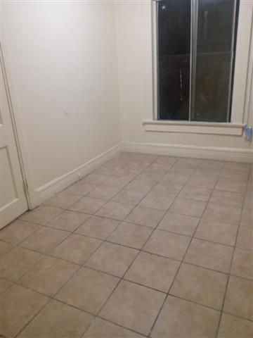 $1550 : 1 BED 1 BATH FOR RENT image 3