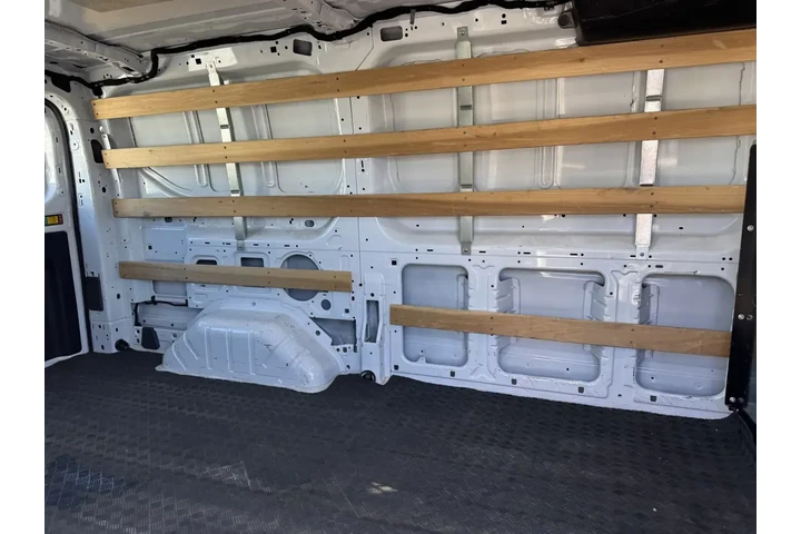 $34939 : Ford Transit 2024 250 3dr LW image 8