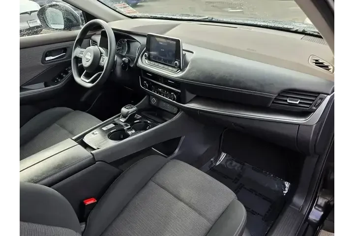 $19958 : Nissan Rogue 2023 SV 4dr Cro image 9