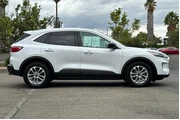 Ford Escape 2022 SE 4dr SUV thumbnail