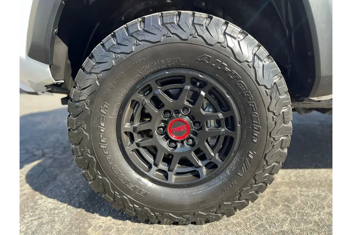 $49888 : 2023 Tacoma TRD Pro V6 image 10