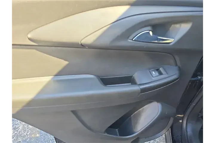 $12990 : Chevrolet Trailblazer 2021 R image 9