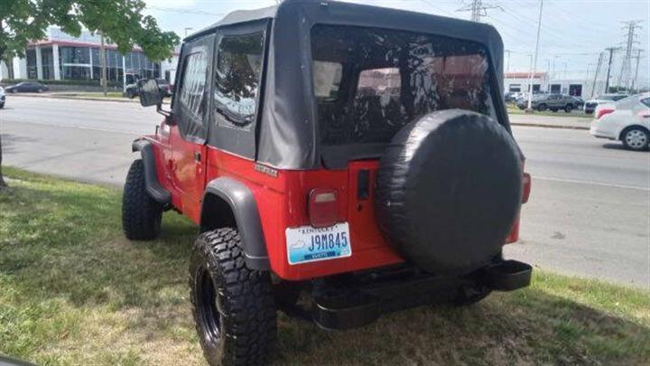 $8500 : 1990 Wrangler S image 6