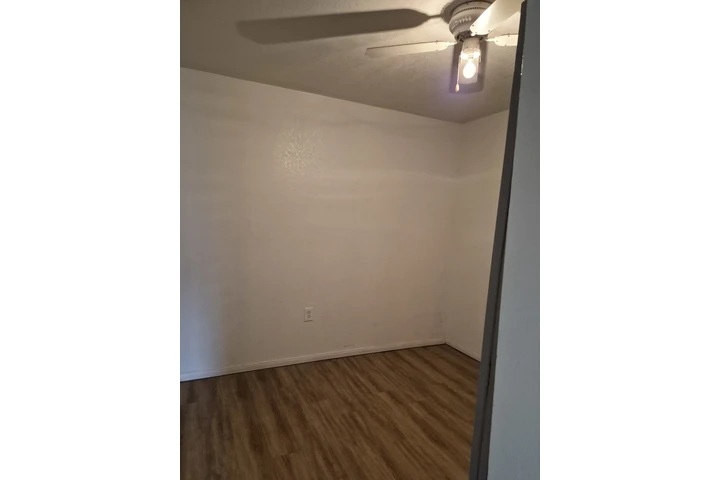 $2500 : Casa de atras 2 recamaras image 6