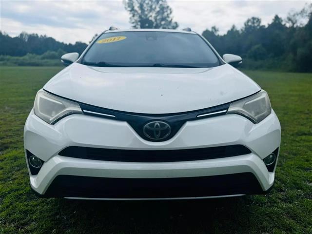 $17500 : 2017 TOYOTA RAV4 image 3