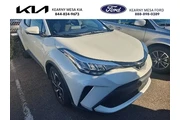 Toyota C-HR 2020 XLE 4dr Cro