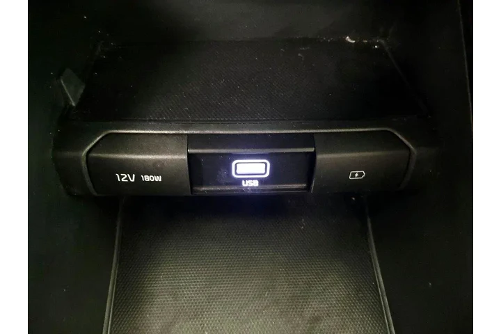 $26998 : Kia Telluride 2021 AWD LX 4d image 10