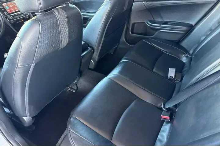 $16989 : Honda Civic 2020 EX-L 4dr Se image 6