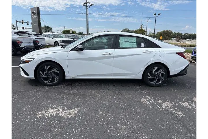$27498 : Hyundai ELANTRA Hybrid 2025 image 2