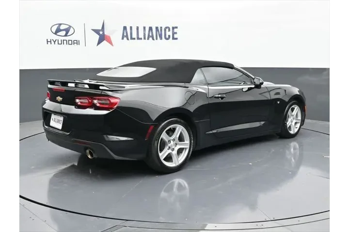 $21998 : Chevrolet Camaro 2023 LT 2dr image 8