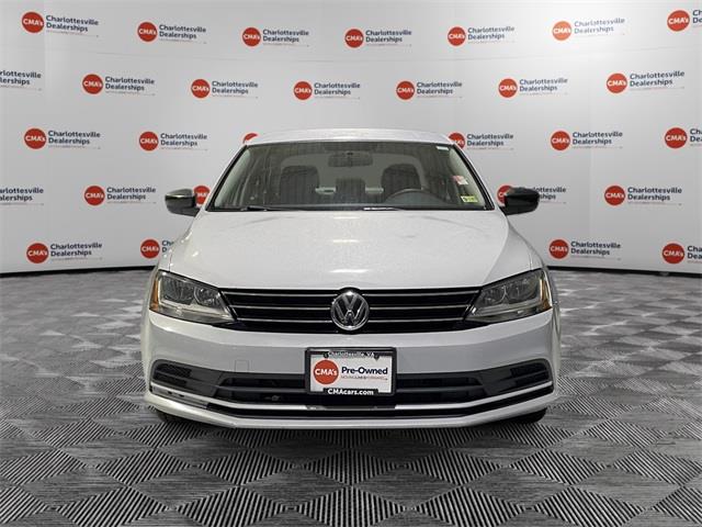 $9888 : PRE-OWNED 2017 VOLKSWAGEN JET image 8