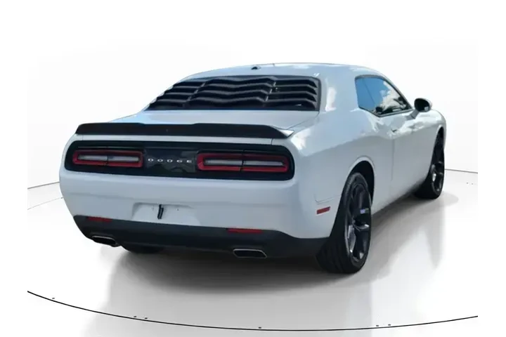 $17191 : Dodge Challenger 2019 SXT 2d image 4