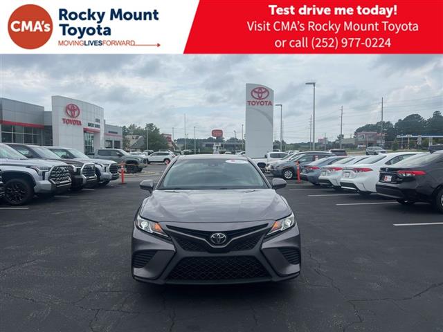 $20411 : PRE-OWNED 2019 TOYOTA CAMRY SE image 2