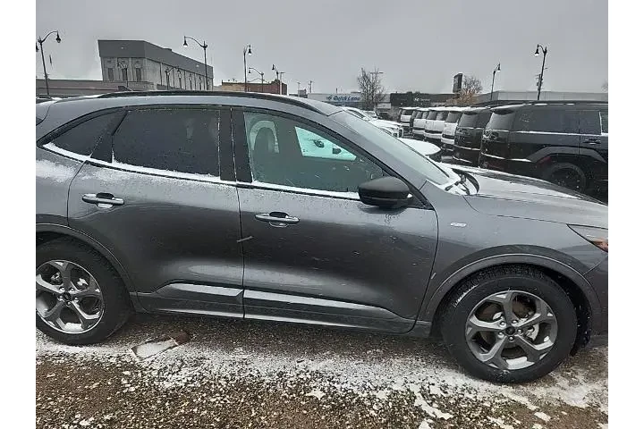 $20000 : Ford Escape 2023 ST-Line 4dr image 4