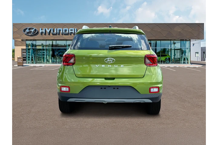 $19993 : Hyundai VENUE 2024 SEL 4dr C image 6