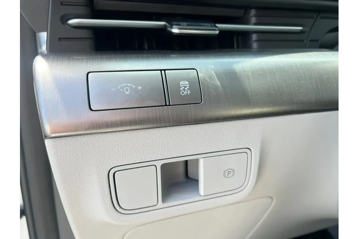 $25500 : 2024 Kona Electric SEL image 10