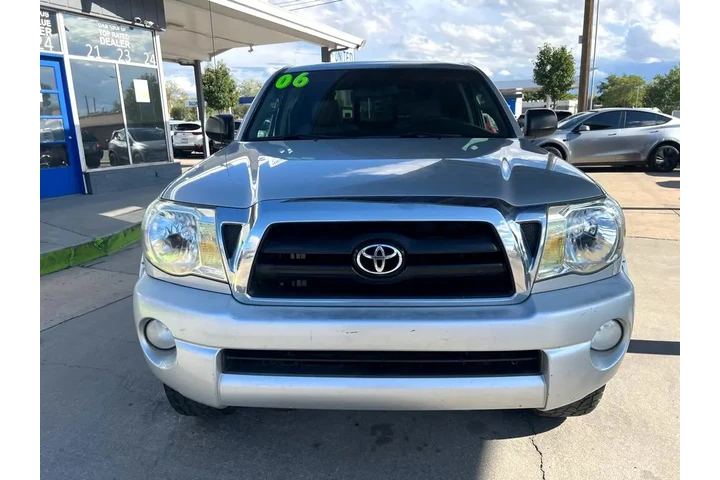 2006 Tacoma PreRunner Access image 2