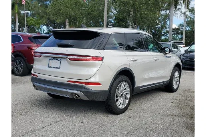 Lincoln Corsair 2021 Standar image 6