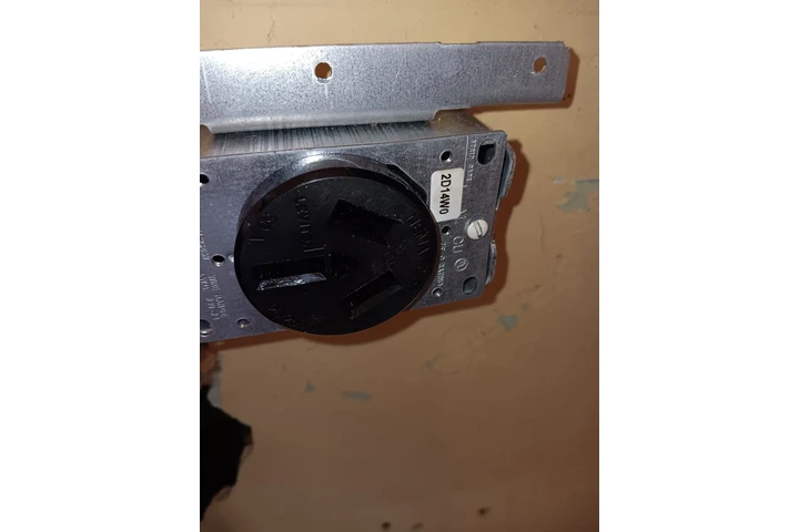 ELECTRICISTA COMERCIAL RECIDEN image 5