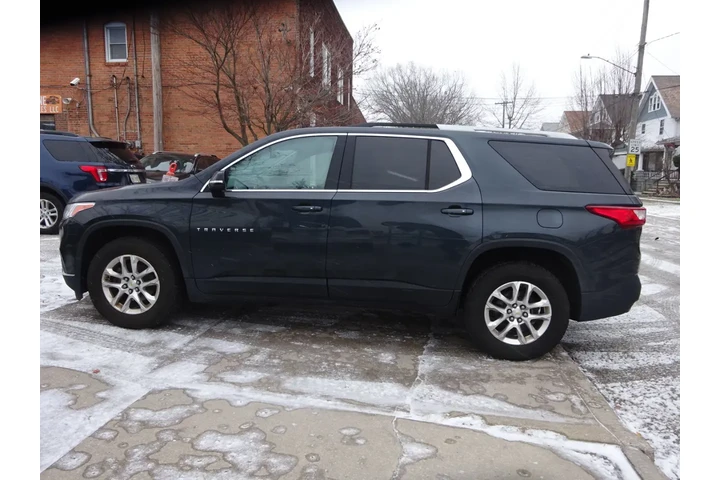 $9800 : 2018 Traverse FWD 4dr LT Clot image 7