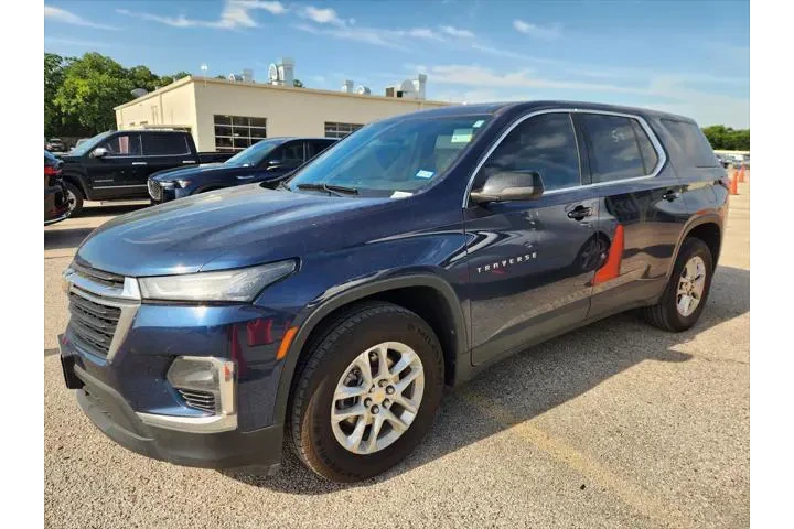$25000 : Chevrolet Traverse 2023 LS 4 image 1